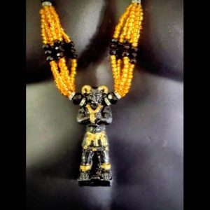 Collar Ritual Dorado y Negro con Figura de la Santa Muerte - collar Elekes Orisha Yoruba mayoreo Houston Texas