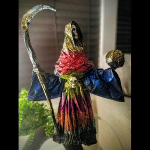 Santa Muerte Papel Maché 7 Potencias - figuras religiosas Santería mayoreo Houston